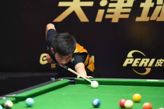 运动员在其 运动员在其