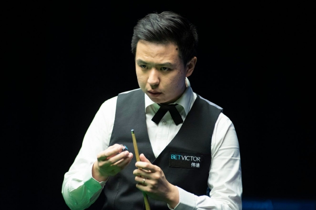 更衣室里 更衣室里